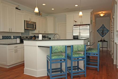 Nexta C by Oak Island Accommodations - photo 10