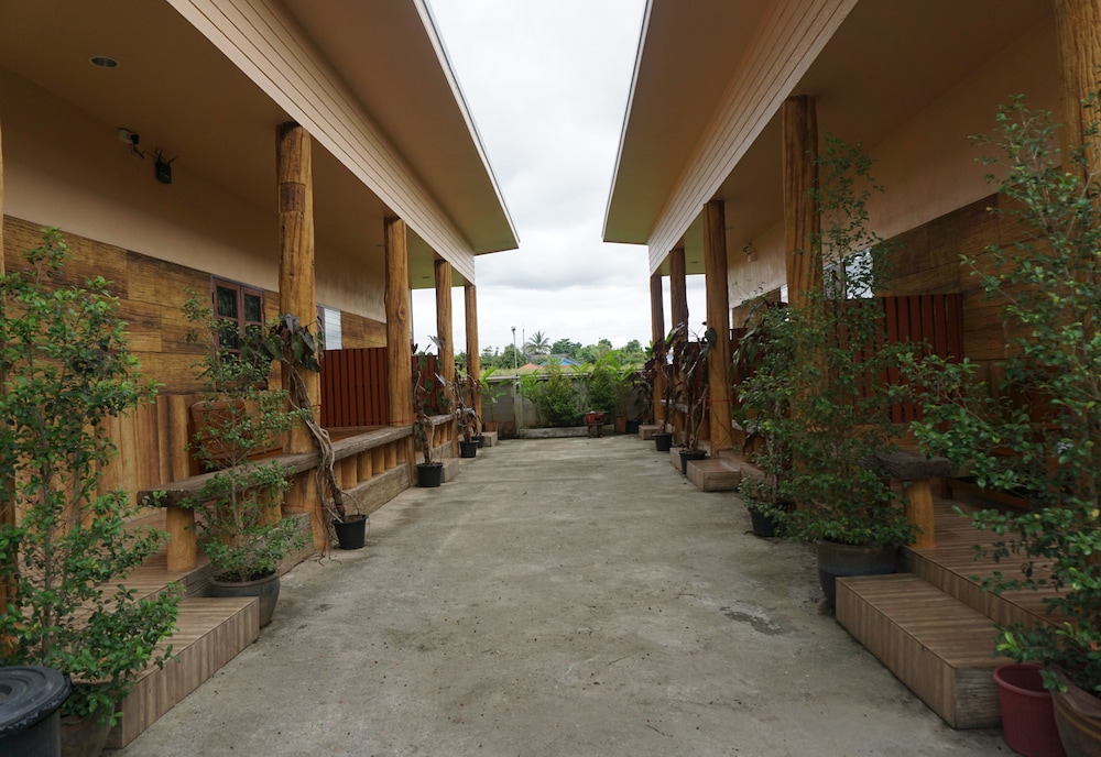 Nam Jhum Resort in Mae Sai, Thailand