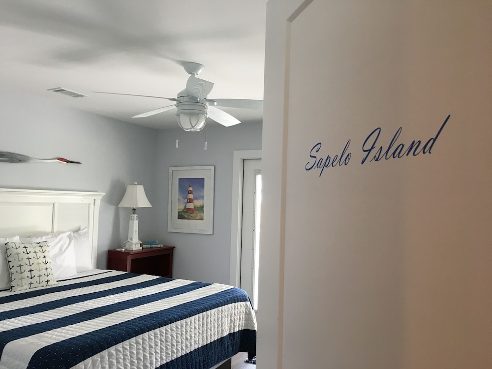 Darien Waterfront Inn - photo 2