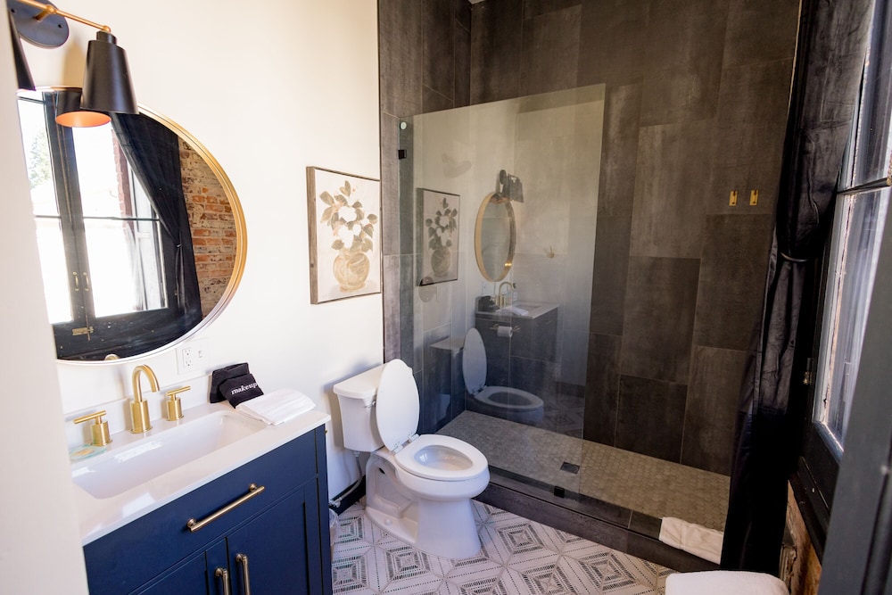 Speakeasy Suites - photo 41