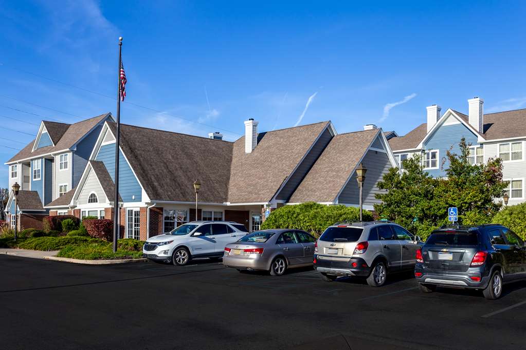 Sonesta ES Suites Charleston - photo 2