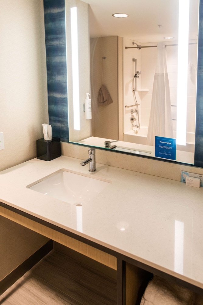Hilton Garden Inn Mattoon - photo 31