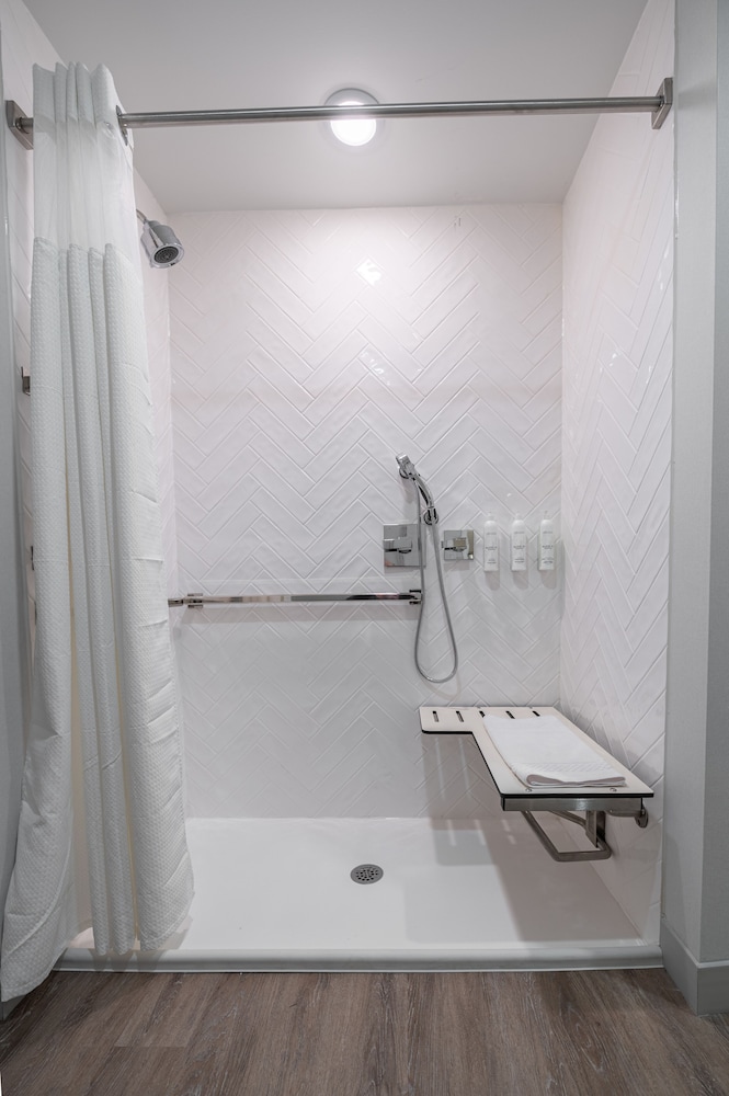 TownePlace Suites by Marriott Las Vegas North I 15 - photo 26