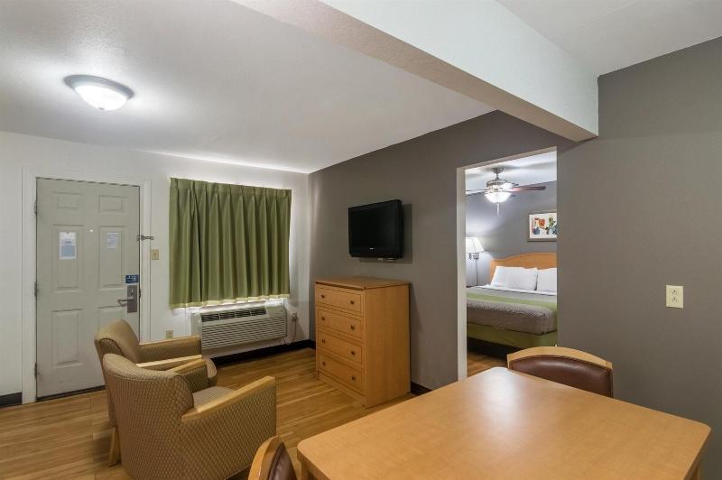 Studio 6 Lubbock TX Medical Center - photo 9