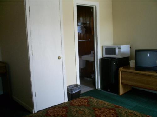 Crestview Inn - photo 17