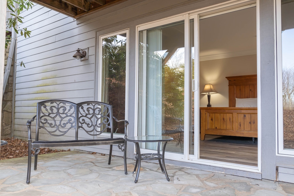 The Inn at Crestwood - photo 32