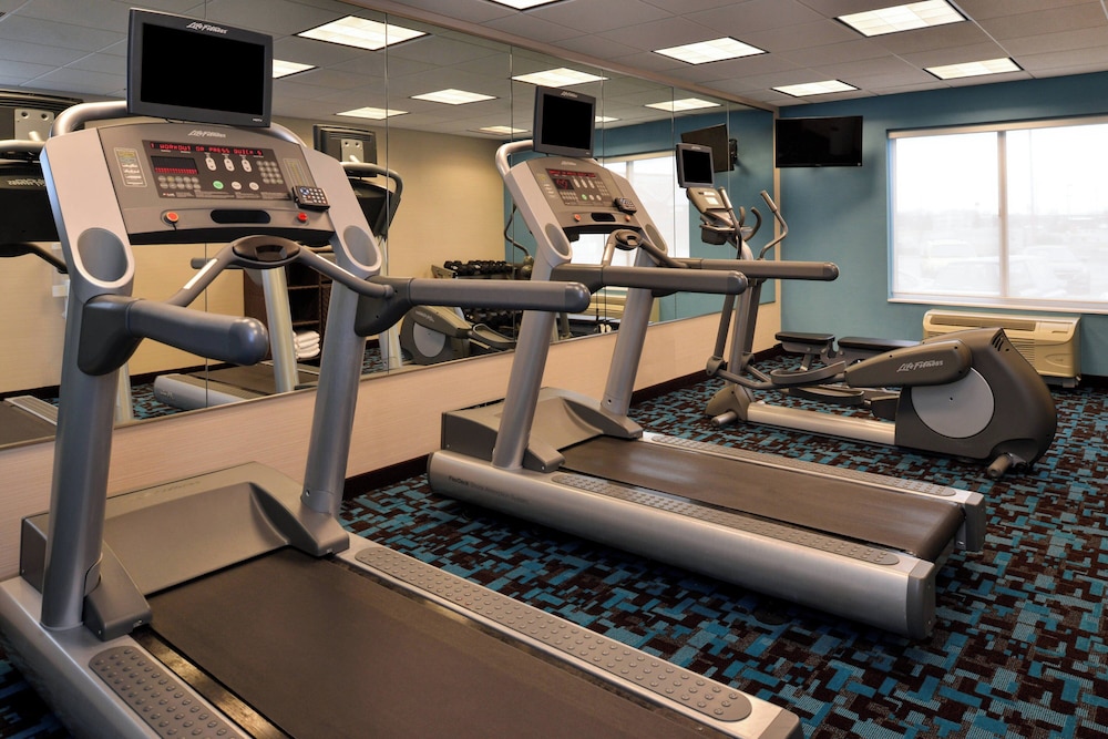 Fairfield Inn & Suites by Marriott Fort Wayne - photo 23