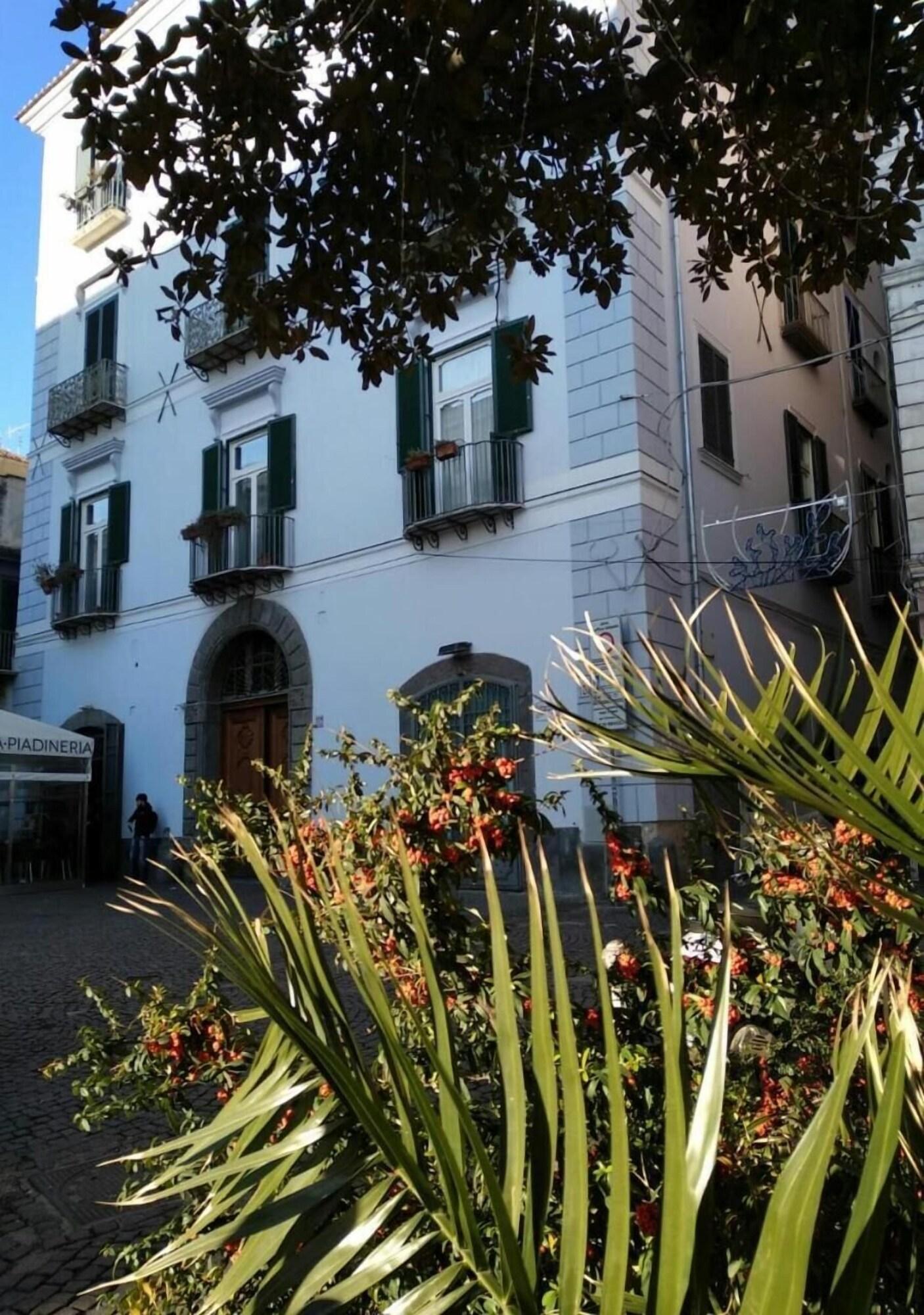 Il sorriso — hotel in Salerno