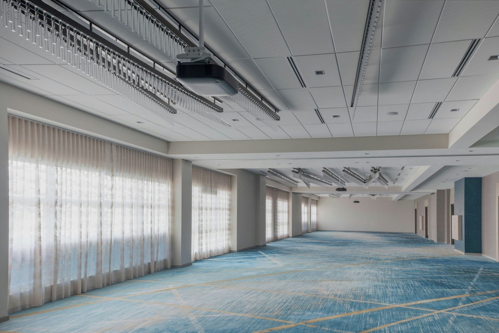 AC Hotel by Marriott Fort Lauderdale Airport - photo 57