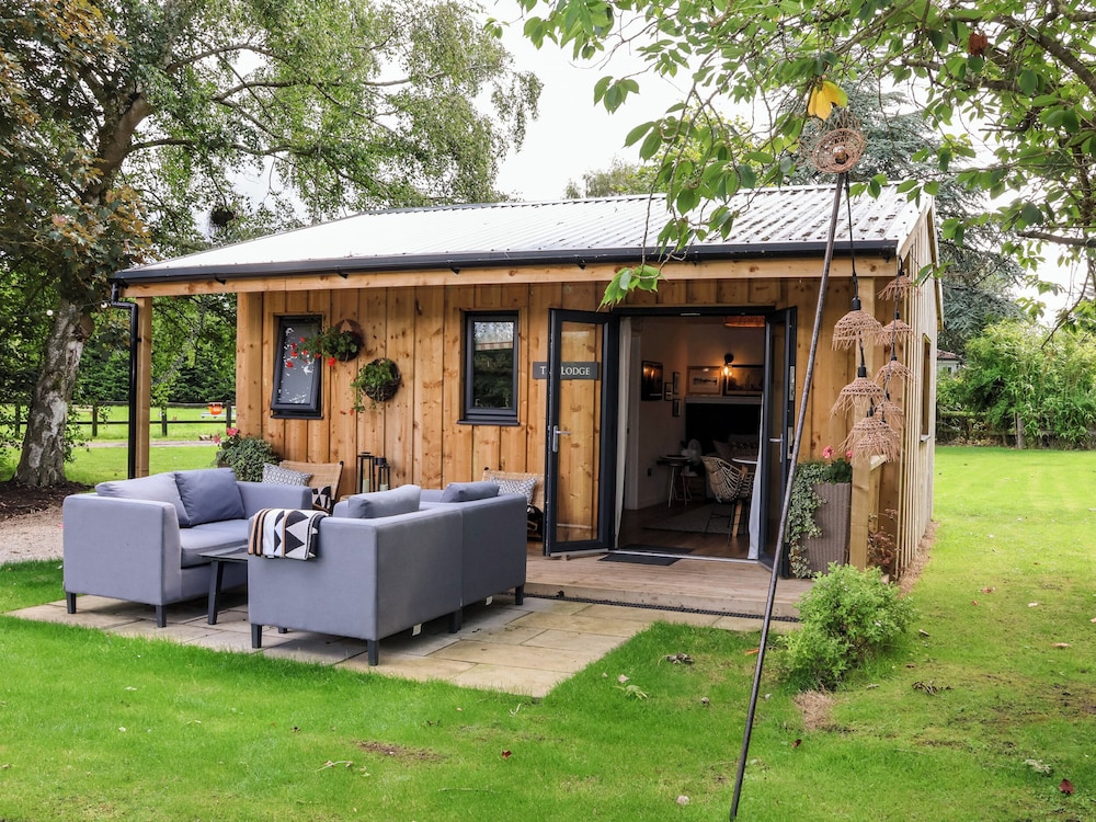 The Lodge — 5-Star Luxury Hotel in York, United Kingdom