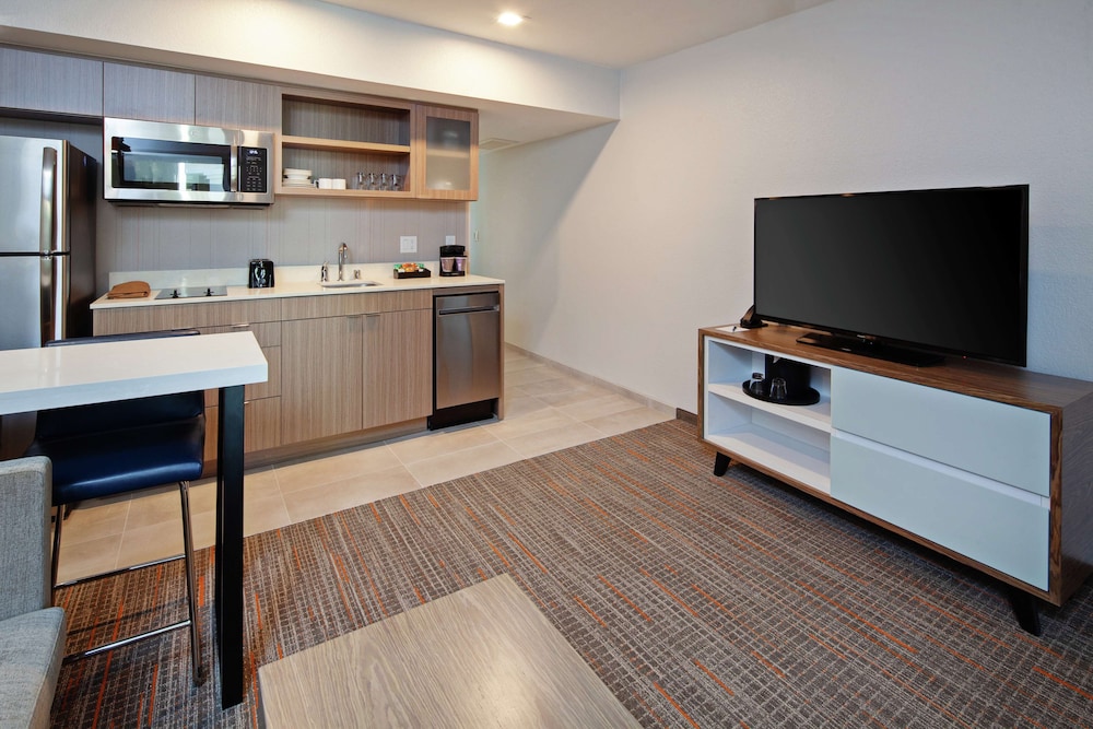 Homewood Suites by Hilton San Diego Central - photo 14