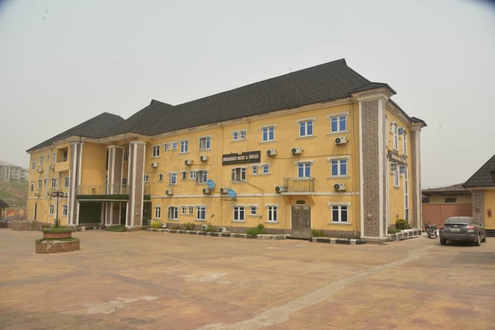 Dorakings Hotel in Aba, Nigeria