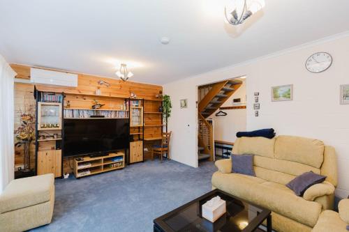 Montebello 2 of 12 Cobbodah Street in Jindabyne, Australia