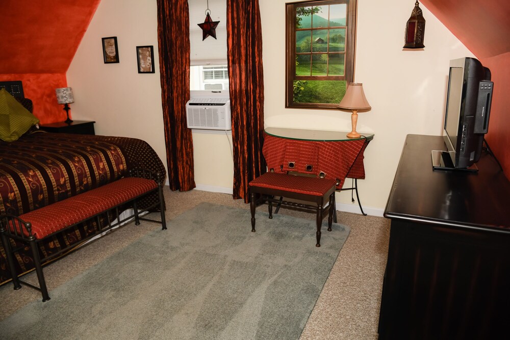 Blacksburg Bed & Breakfast - photo 19