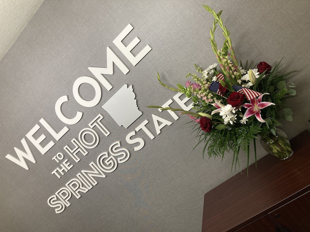 Hampton Inn Hot Springs - photo 5