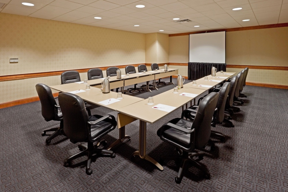 Crowne Plaza: Philadelphia King of Prussia by IHG - photo 50