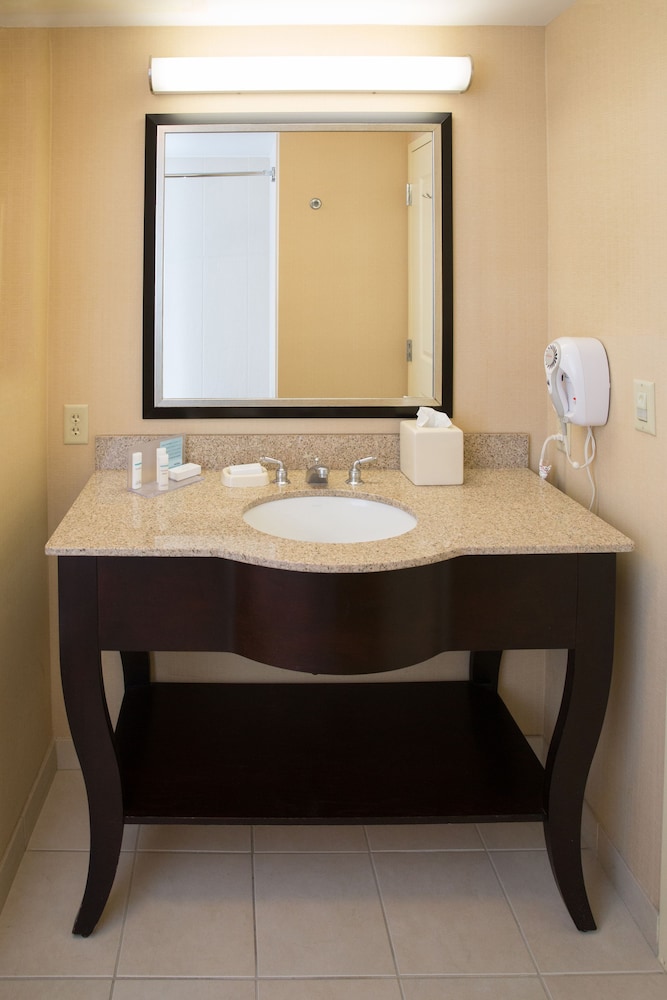 Hampton Inn & Suites Providence Downtown - photo 49