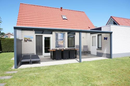 Kustverhuur Park Schoneveld stern 266 in Breskens, Netherlands