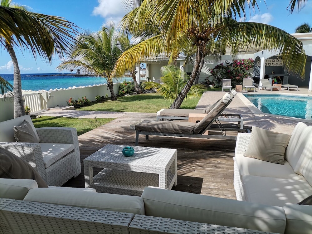 Beach secrets in Unknown City, Sint Maarten