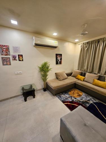Pali Perch 1BHK with Peace Charm and Bandra Vibes