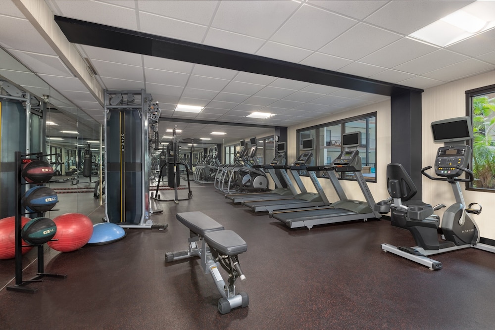 Holiday Inn Des Moines Airport Conf Center by IHG - photo 28