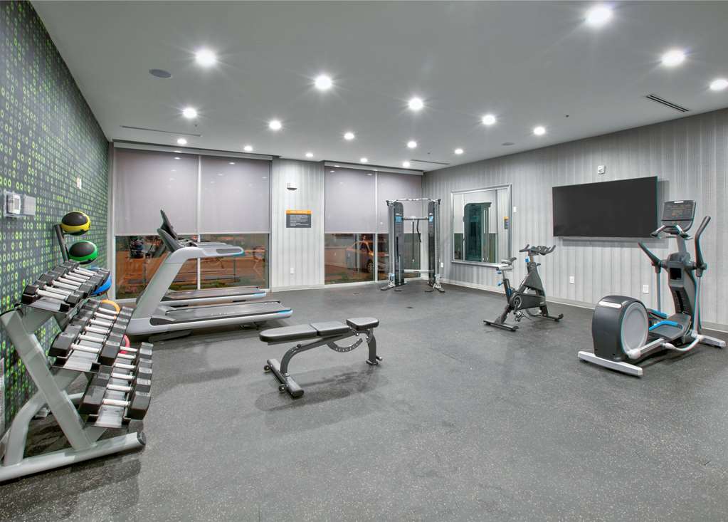 La Quinta Inn & Suites by Wyndham Dallas Fairpark - photo 23