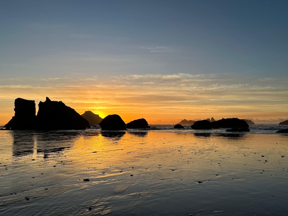 Sunset Oceanfront Lodging - photo 162