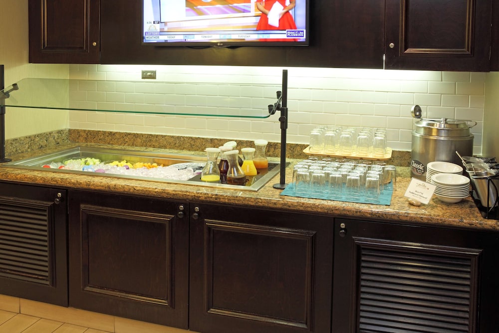 Hilton Garden Inn Frederick - photo 21