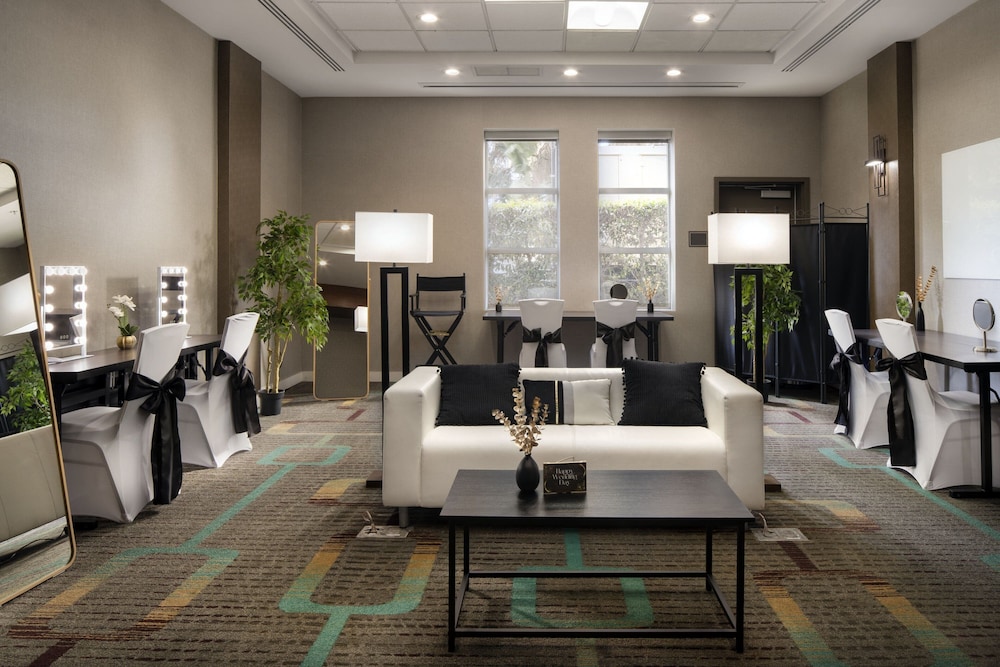 Residence Inn by Marriott Downtown Long Beach - photo 37