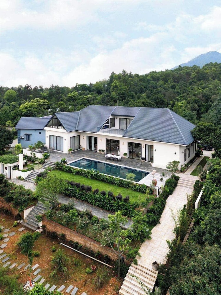 Velia Villa Venuestay — 4-Star Luxury Hotel in Hanoi, Vietnam
