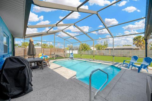 Getaway with Heated Pool and fence by Siesta Key Beach in Sarasota, United States