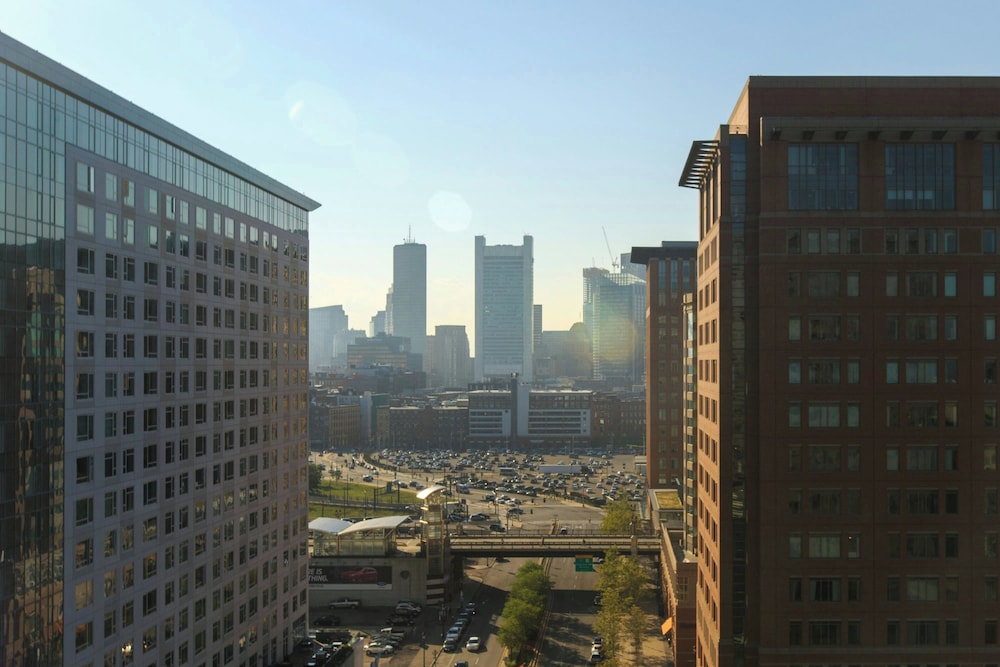Renaissance Boston Seaport District - photo 36