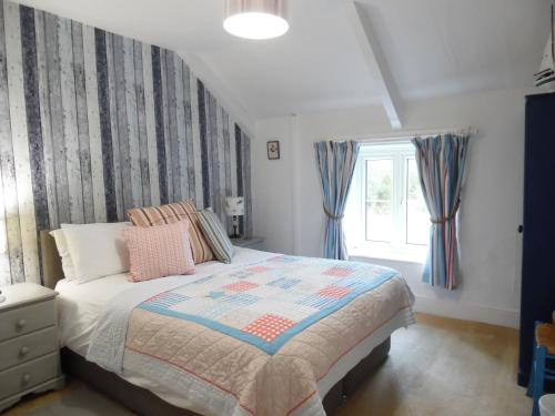 Langdon Farm Cottage — 4-Star Luxury Hotel in Boyton, United Kingdom