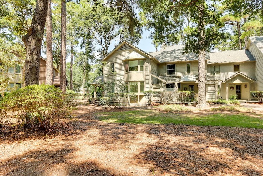 Hilton Head Resort Condo w Pool Access - photo 32