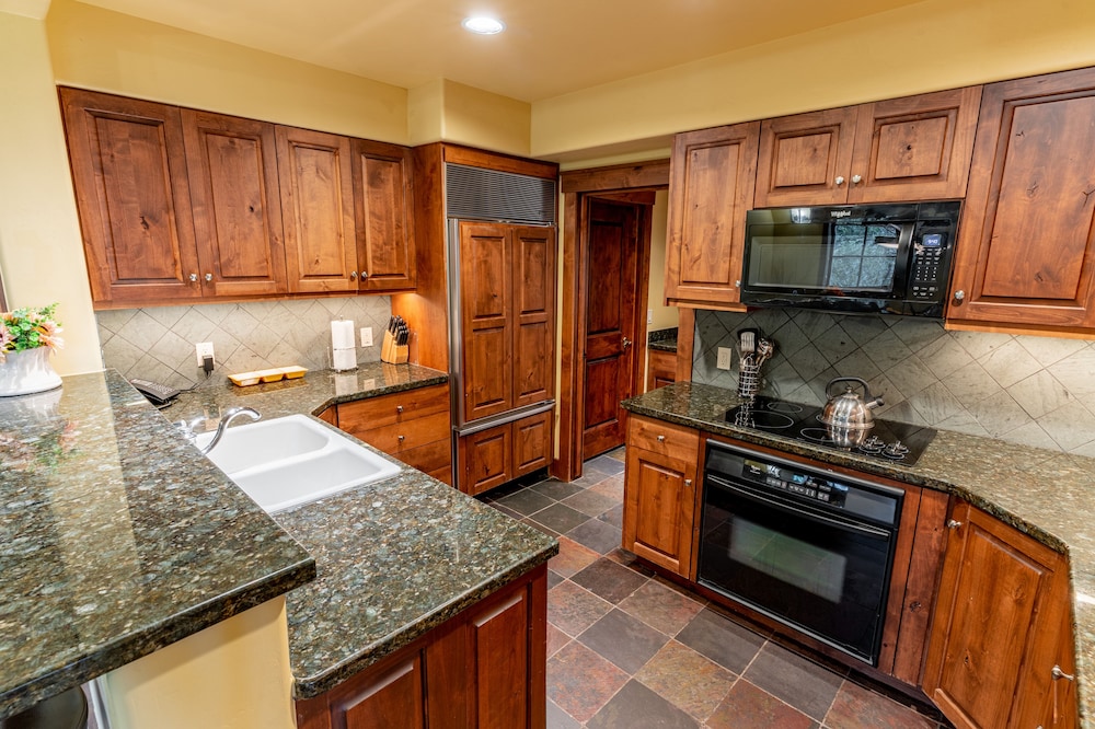 Snow King Resort Hotel & Luxury Residences - photo 49