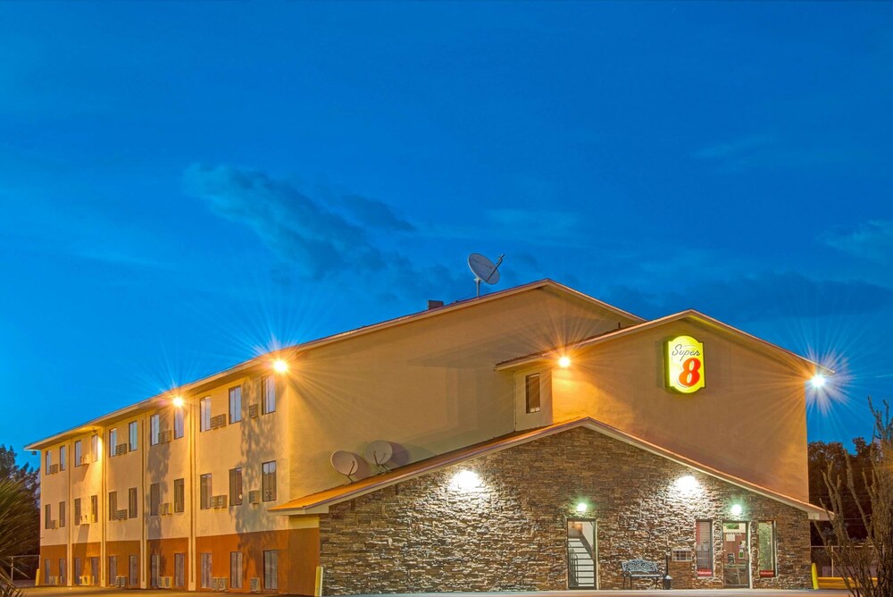 Super 8 by Wyndham Las Cruces University Area - featured photo