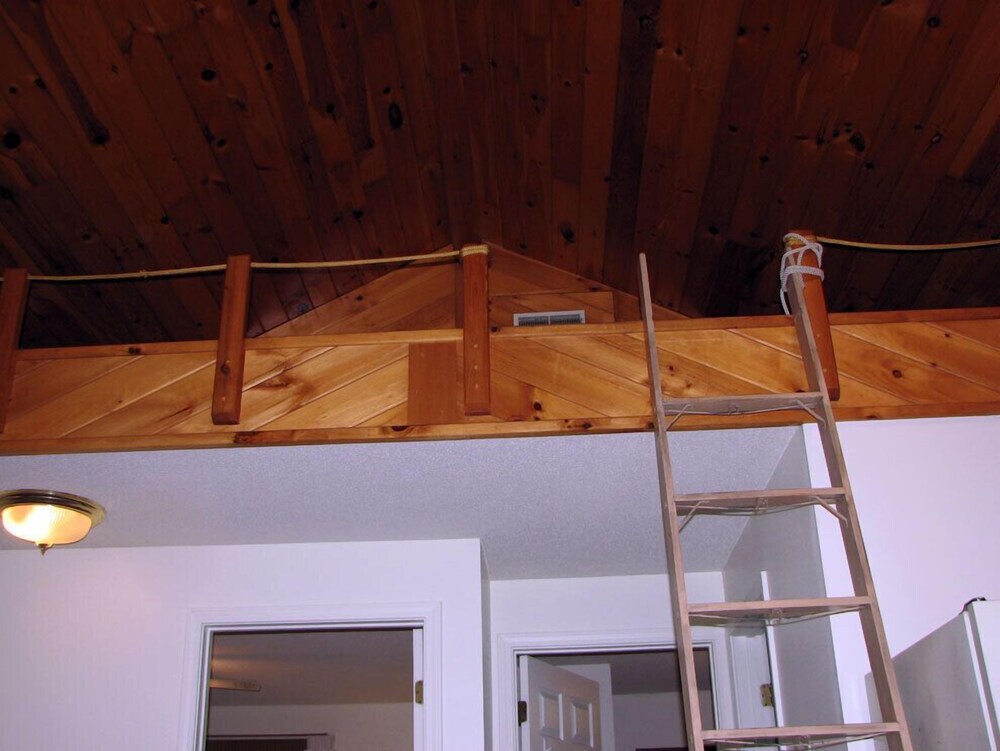 West Winds Motel & Cottages - photo 33