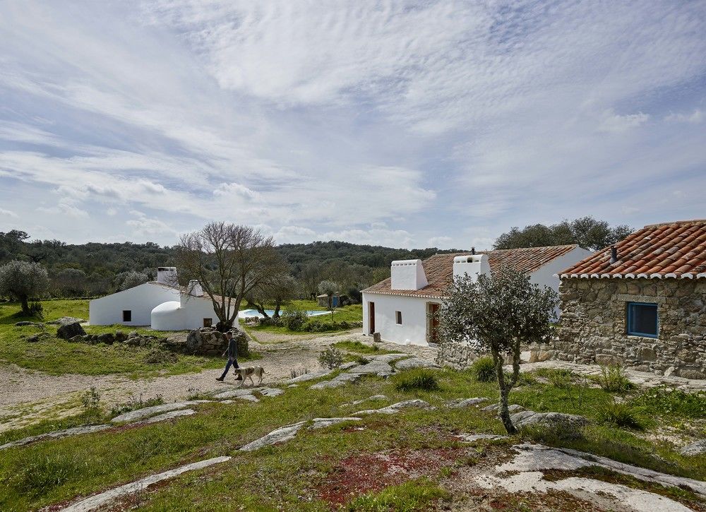 Casas Caiadas Boutique Home — 4-Star Luxury Hotel in Arraiolos, Portugal