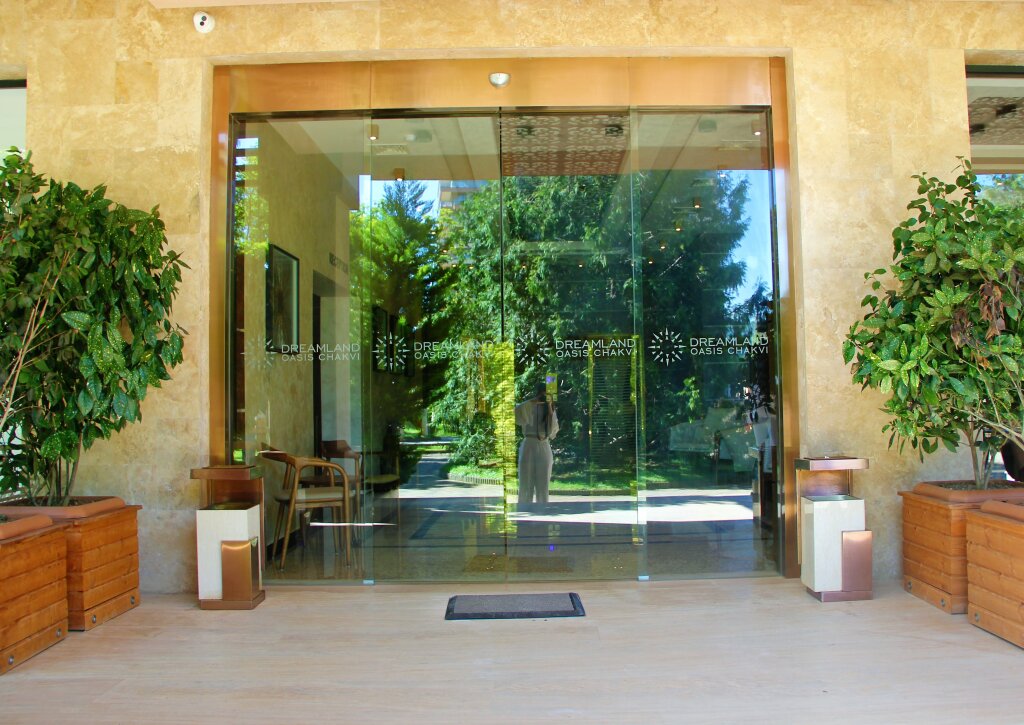 Luxury Oasis Apartment