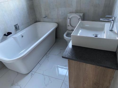 36 On Eagle Drive - carbon neutral hotel in Modimolle