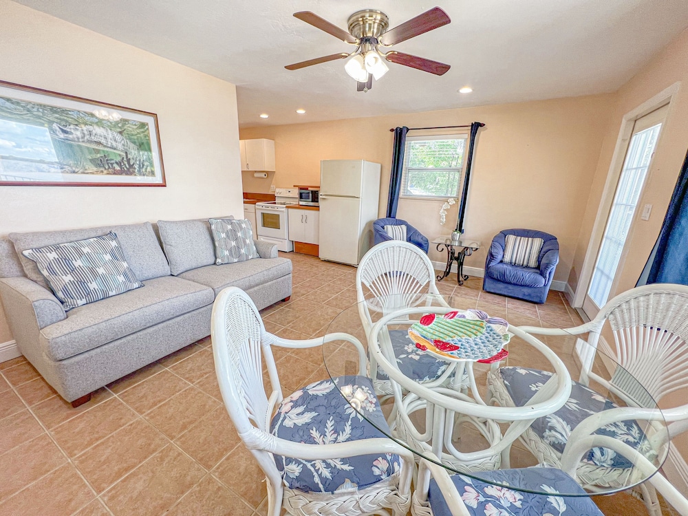 Sunset Cove Beach Resort - photo 103