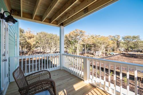 Oki Dokey by Oak Island Accommodations - photo 32