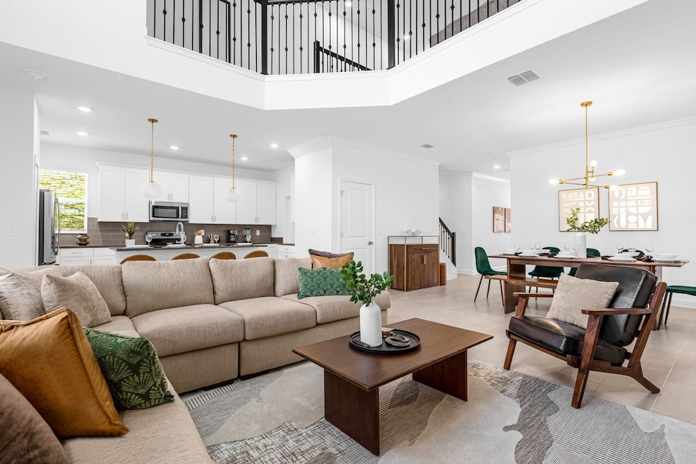 Upstay Modern Luxury Home w Pool Spa Resort - photo 2