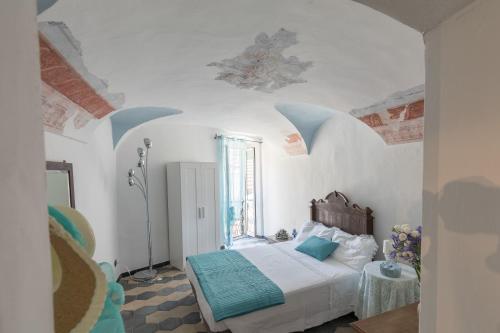 Dussaiga Camera Del Fiordaliso — hotel in Dolceacqua