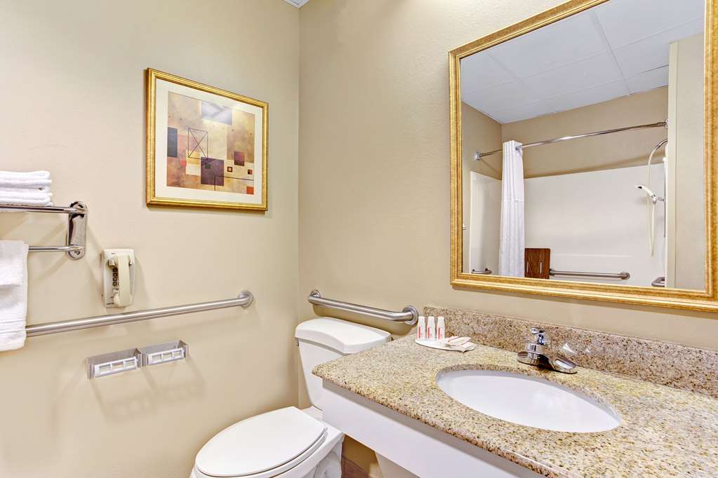 Super 8 by Wyndham Smithfield Selma - photo 13