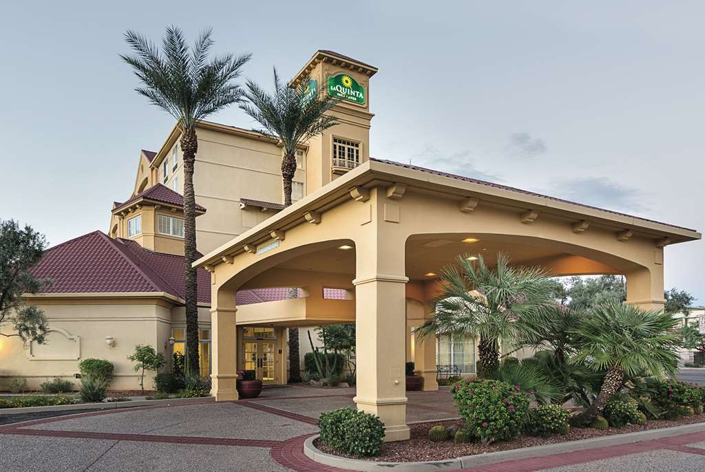 La Quinta Inn & Suites by Wyndham Phoenix Mesa West - featured photo