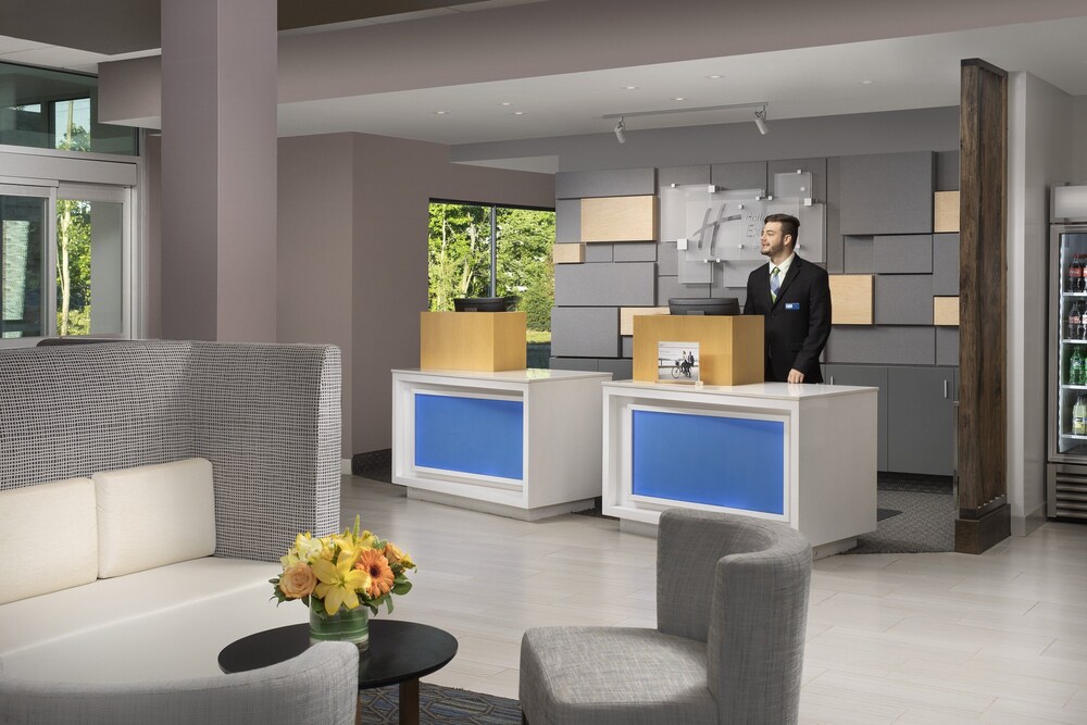 Holiday Inn Express and Suites North Brunswick by IHG - photo 25