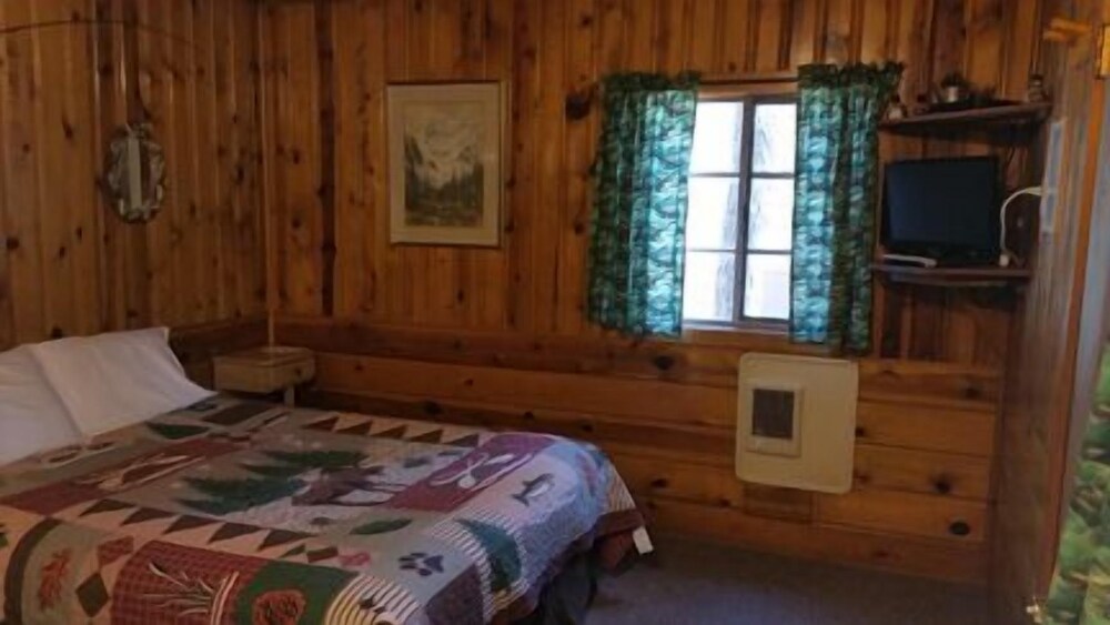 Hidden Rest Cabins & Resort - photo 3