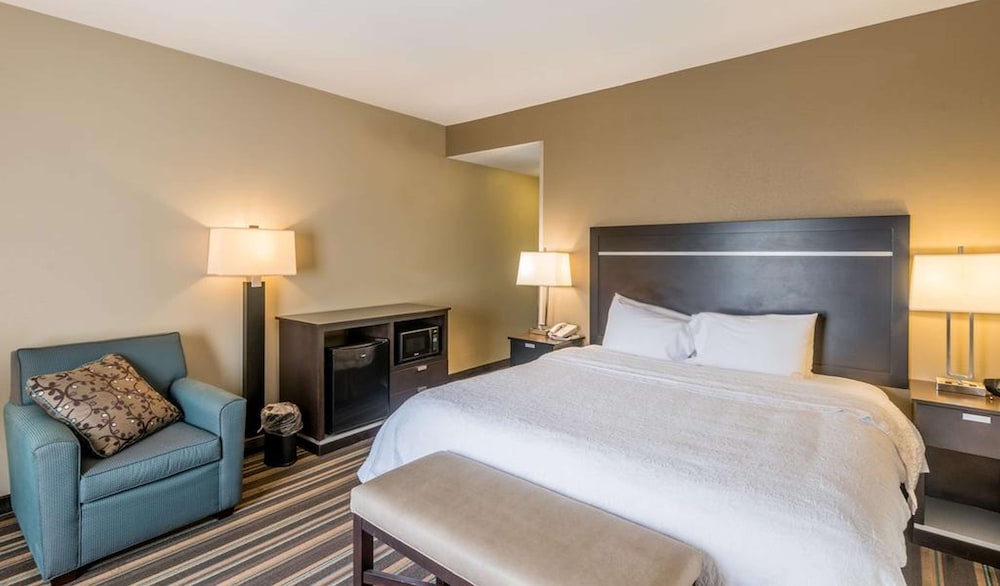 Hampton Inn New Albany - photo 38