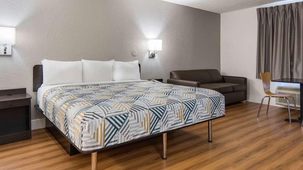 Motel 6 Addison TX Dallas - photo 15